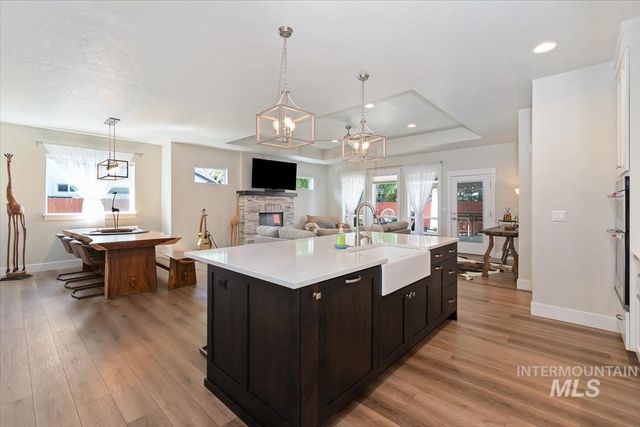 3806 Palisade Avenue, Caldwell, ID 83605
