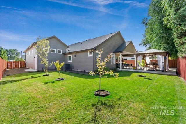 3806 Palisade Avenue, Caldwell, ID 83605