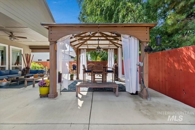 3806 Palisade Avenue, Caldwell, ID 83605