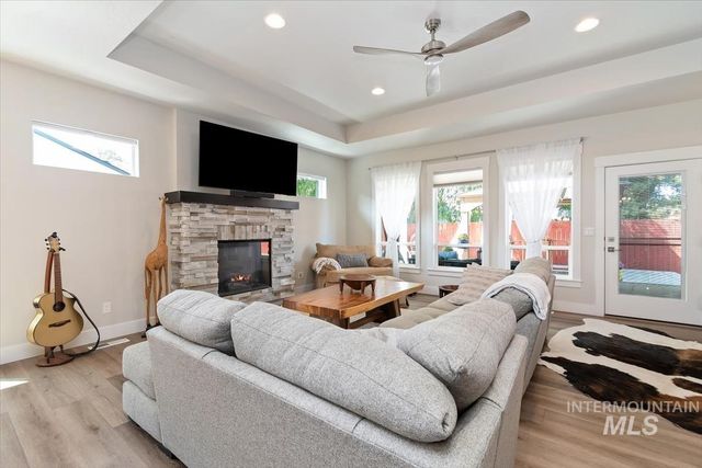 3806 Palisade Avenue, Caldwell, ID 83605