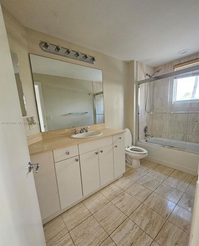 21050 Point Place 501, Aventura, FL 33180