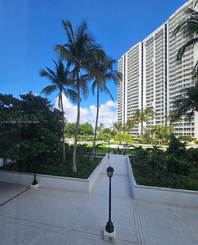 21050 Point Place 501, Aventura, FL 33180