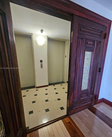 21050 Point Place 501, Aventura, FL 33180
