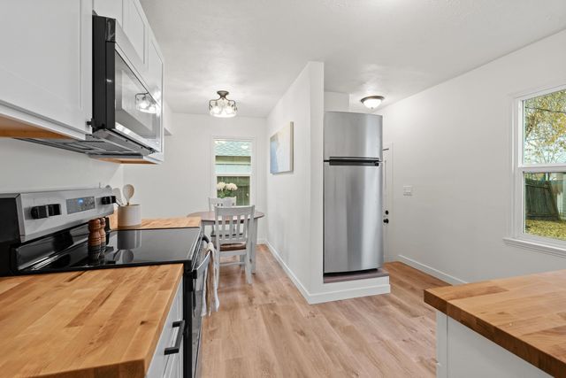 5524 E Commerce Ave, Spokane, WA 99212