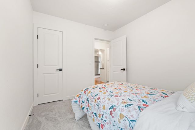 5524 E Commerce Ave, Spokane, WA 99212