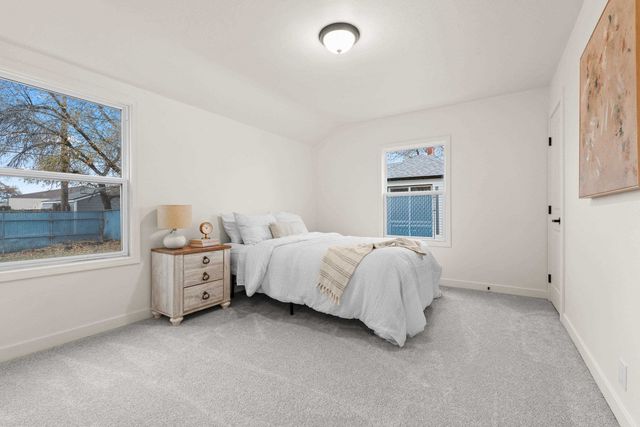 5524 E Commerce Ave, Spokane, WA 99212