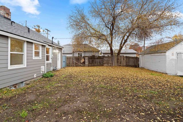 5524 E Commerce Ave, Spokane, WA 99212