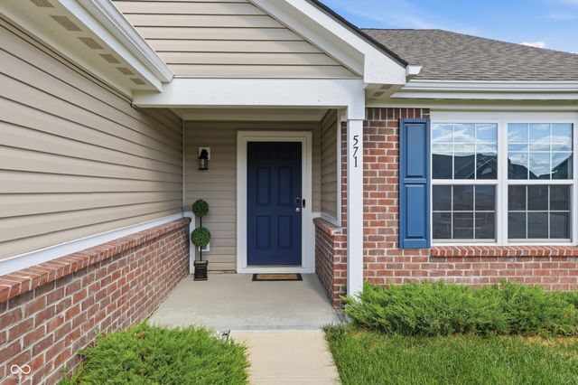 571 Freedom Drive, Pittsboro, IN 46167