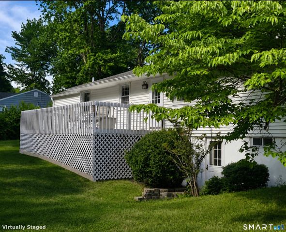 36 Norman Road, Hamden, CT 06514