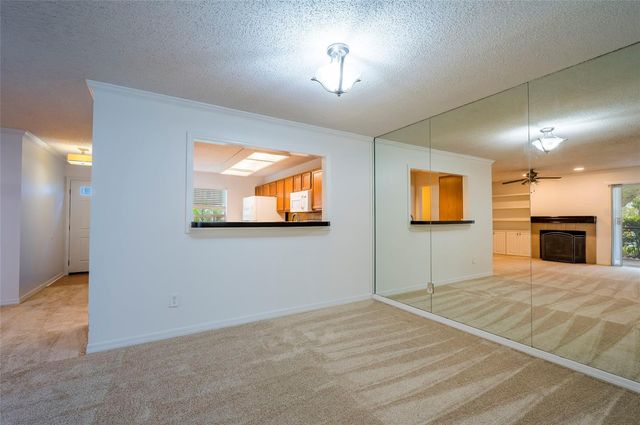 3164 VALLEY OAKS DRIVE 3164, Tampa, FL 33618