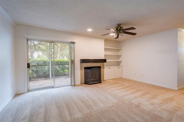 3164 VALLEY OAKS DRIVE 3164, Tampa, FL 33618