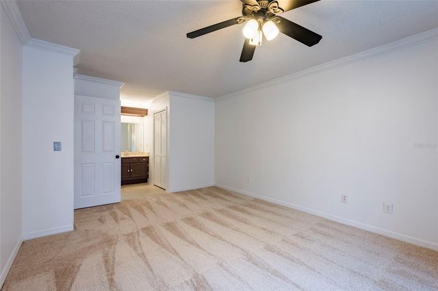 3164 VALLEY OAKS DRIVE 3164, Tampa, FL 33618