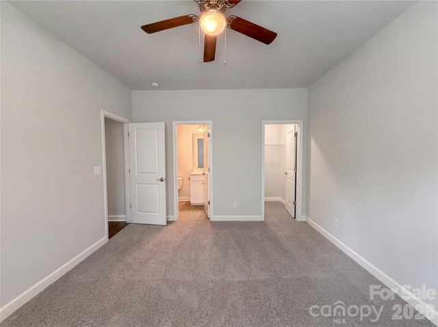5704 Woodard Street, Charlotte, NC 28269
