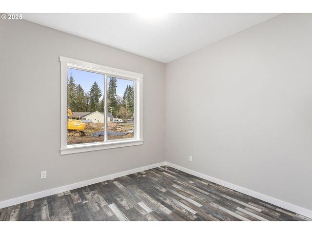 158 E H St, Vernonia, OR 97064