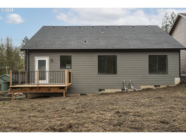 158 E H St, Vernonia, OR 97064