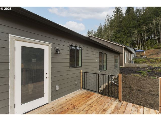 158 E H St, Vernonia, OR 97064