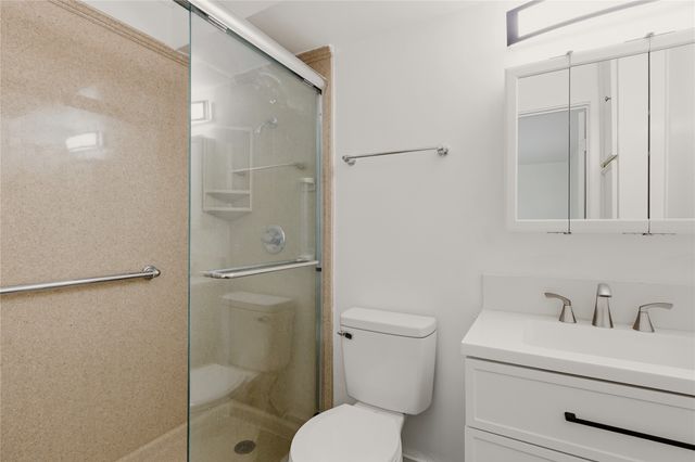 7937 Royal Lane 124, Dallas, TX 75230