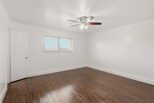 7937 Royal Lane 124, Dallas, TX 75230