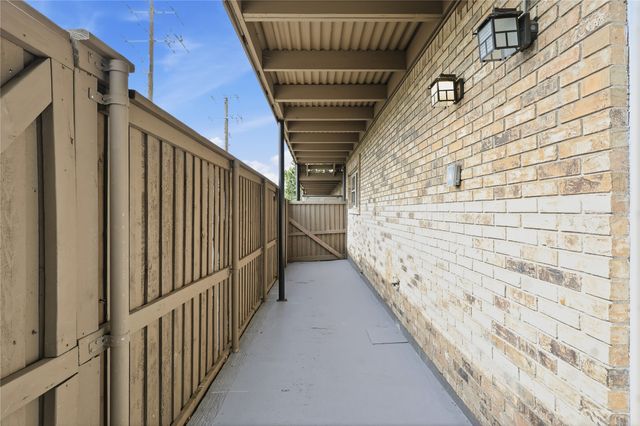 7937 Royal Lane 124, Dallas, TX 75230