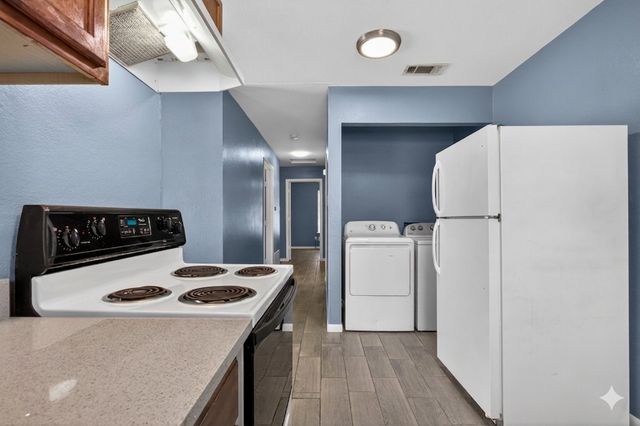 2701 18th Street 2, Fort Worth, TX 76106