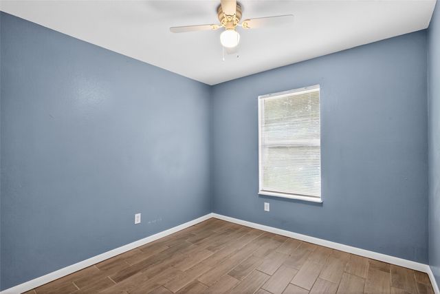 2701 18th Street 2, Fort Worth, TX 76106