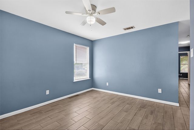2701 18th Street 2, Fort Worth, TX 76106