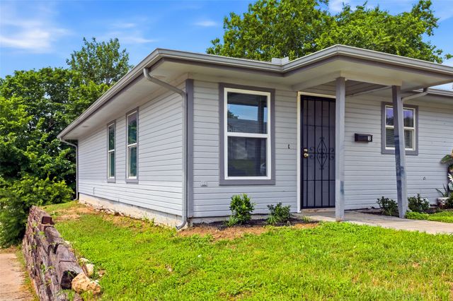 2701 18th Street 2, Fort Worth, TX 76106