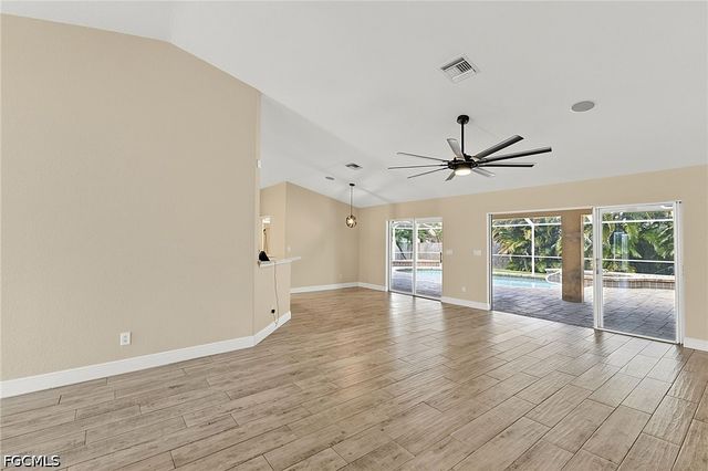 1927 Savona PKWY W, Cape Coral, FL 33914