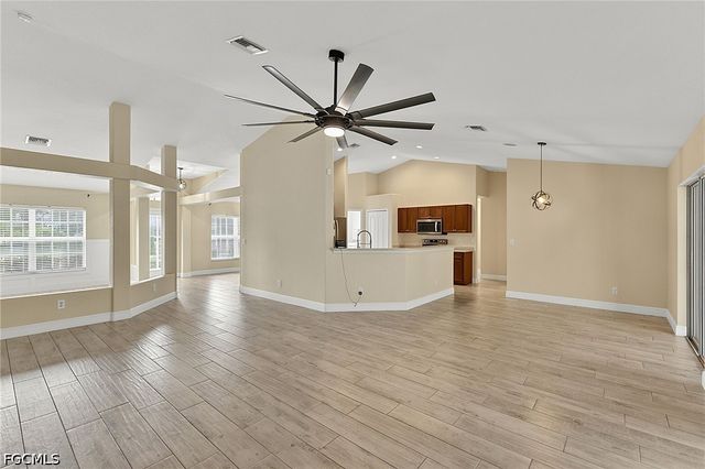 1927 Savona PKWY W, Cape Coral, FL 33914