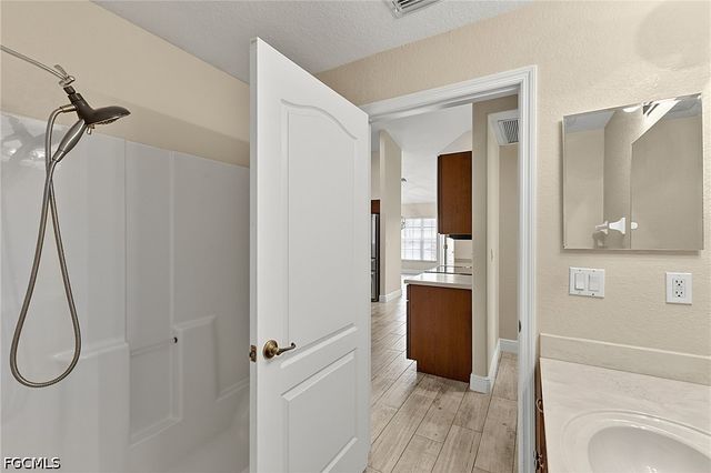1927 Savona PKWY W, Cape Coral, FL 33914