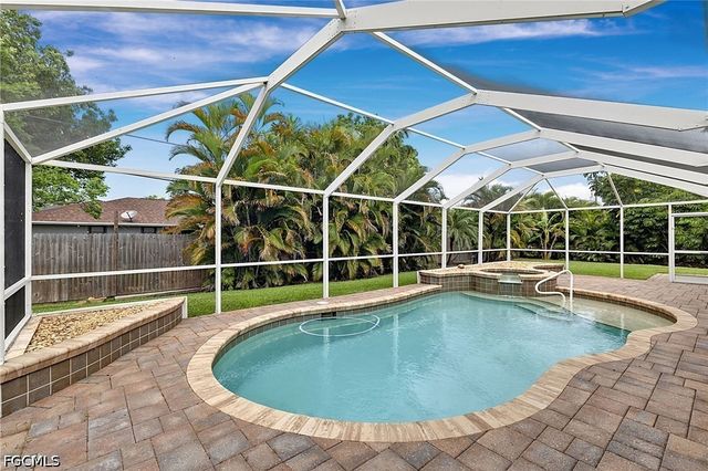 1927 Savona PKWY W, Cape Coral, FL 33914
