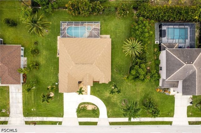 1927 Savona PKWY W, Cape Coral, FL 33914