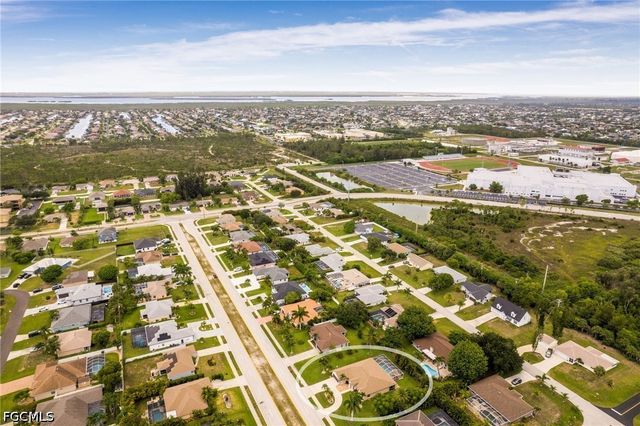 1927 Savona PKWY W, Cape Coral, FL 33914