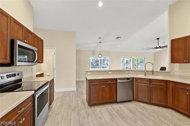 1927 Savona PKWY W, Cape Coral, FL 33914