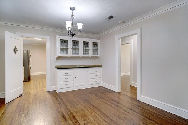 3201 Cockrell Avenue, Fort Worth, TX 76109