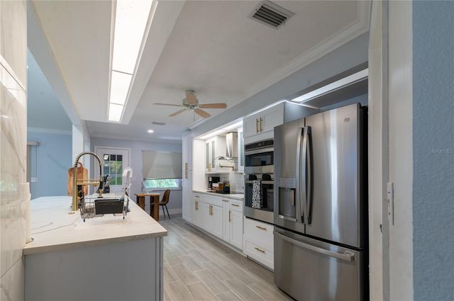6908 ARBOR OAKS CIRCLE, Bradenton, FL 34209