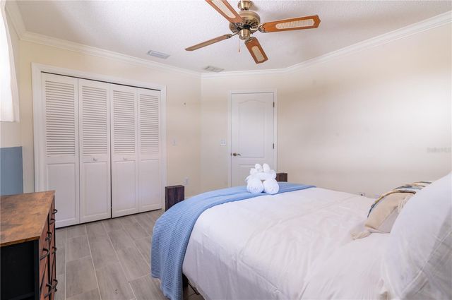 6908 ARBOR OAKS CIRCLE, Bradenton, FL 34209