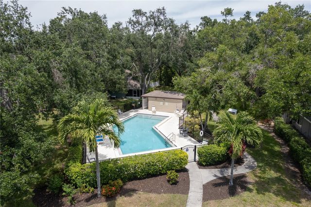 6908 ARBOR OAKS CIRCLE, Bradenton, FL 34209