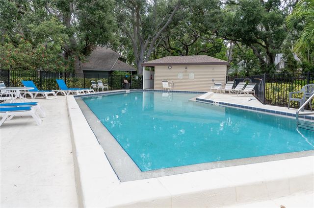 6908 ARBOR OAKS CIRCLE, Bradenton, FL 34209