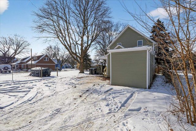 1019 Hackett Street, Beloit, WI 53511