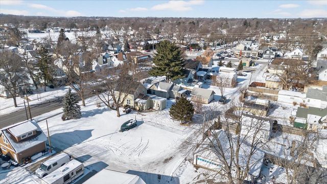 1019 Hackett Street, Beloit, WI 53511