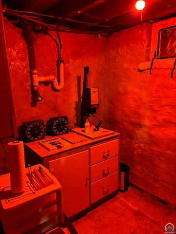 2240 SE Maryland AVE, Topeka, KS 66605