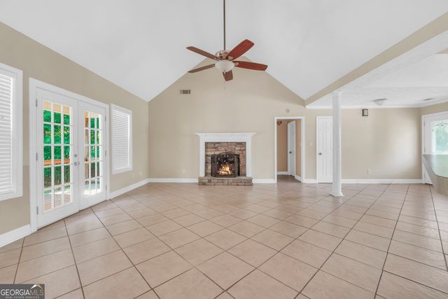 1128 Meadowview Drive, Jackson, GA 30233