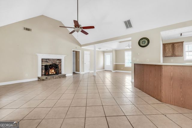 1128 Meadowview Drive, Jackson, GA 30233