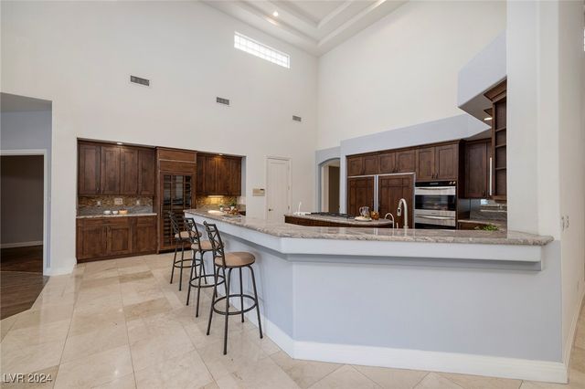 7421 Silver Palm Avenue, Las Vegas, NV 89117