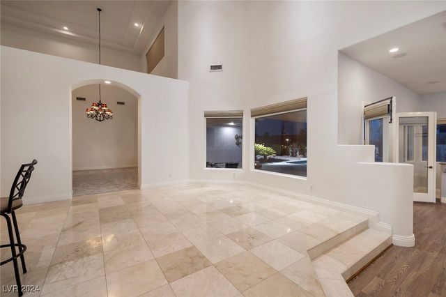 7421 Silver Palm Avenue, Las Vegas, NV 89117