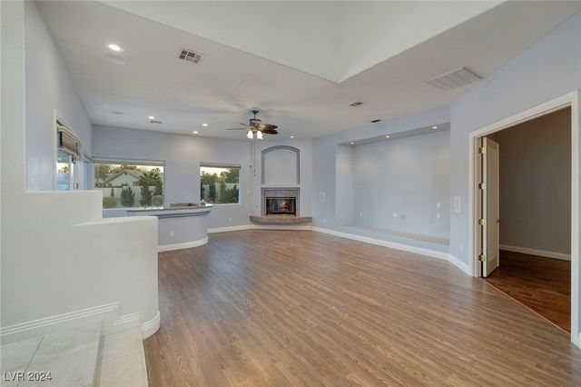 7421 Silver Palm Avenue, Las Vegas, NV 89117