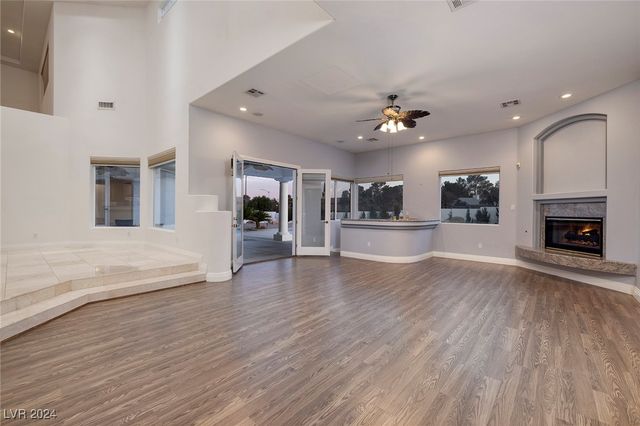 7421 Silver Palm Avenue, Las Vegas, NV 89117