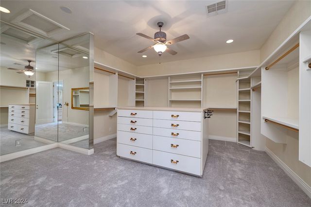 7421 Silver Palm Avenue, Las Vegas, NV 89117