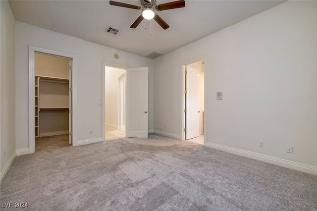 7421 Silver Palm Avenue, Las Vegas, NV 89117